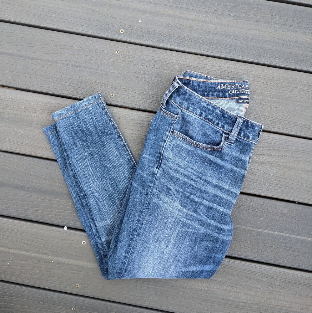 🎉 HOST PICK🎉 American Eagle X4 Vintage Wash Low-Rise Jeggings - Picture 3 of 5